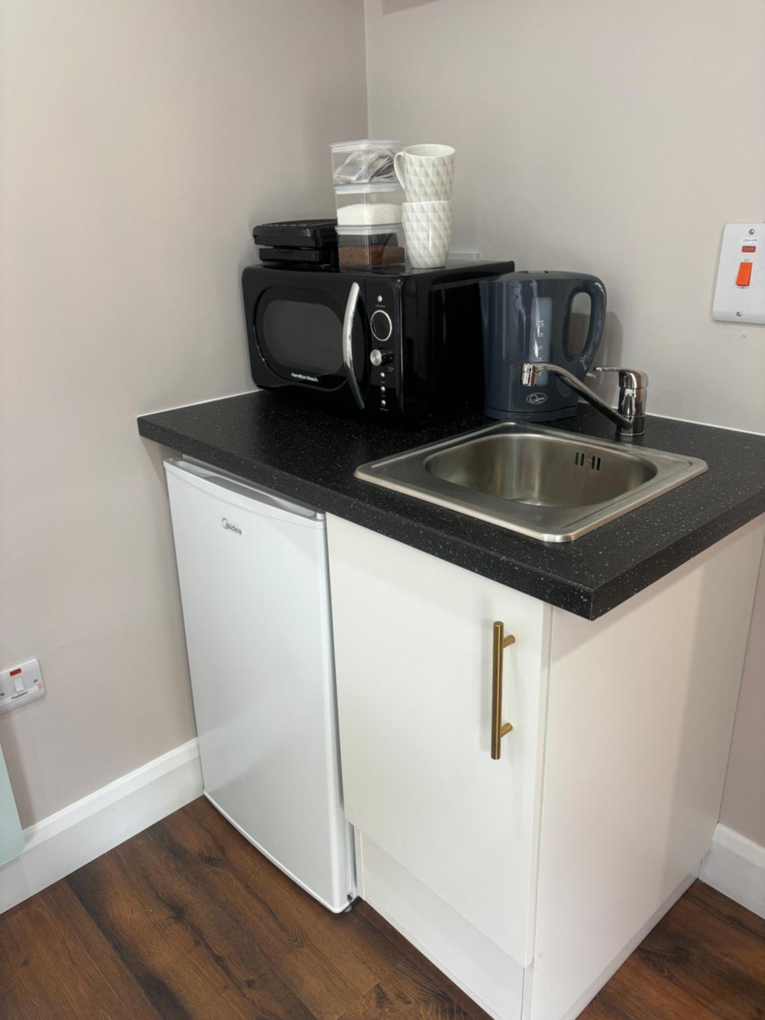 Private Detached Small Bedroom And Bathroom Only- This Is Not An Apartment Butlersbridge Zewnętrze zdjęcie
